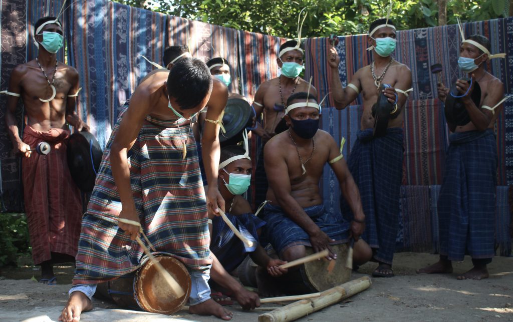 Sanggar Watubo, Watublapi - Indah Darmastuti